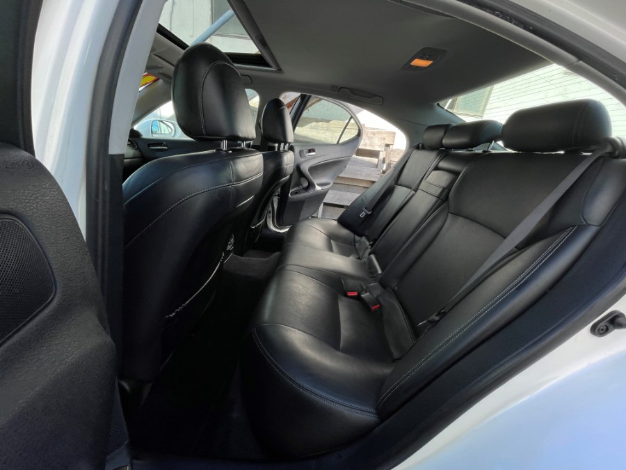 Used Lexus IS 250 4dr Sport Sdn Auto RWD 2009 | Green Light Auto. Corona, California Used Lexus IS 250 4dr Sport Sdn Auto RWD 2009 | Green Light Auto. Corona, California