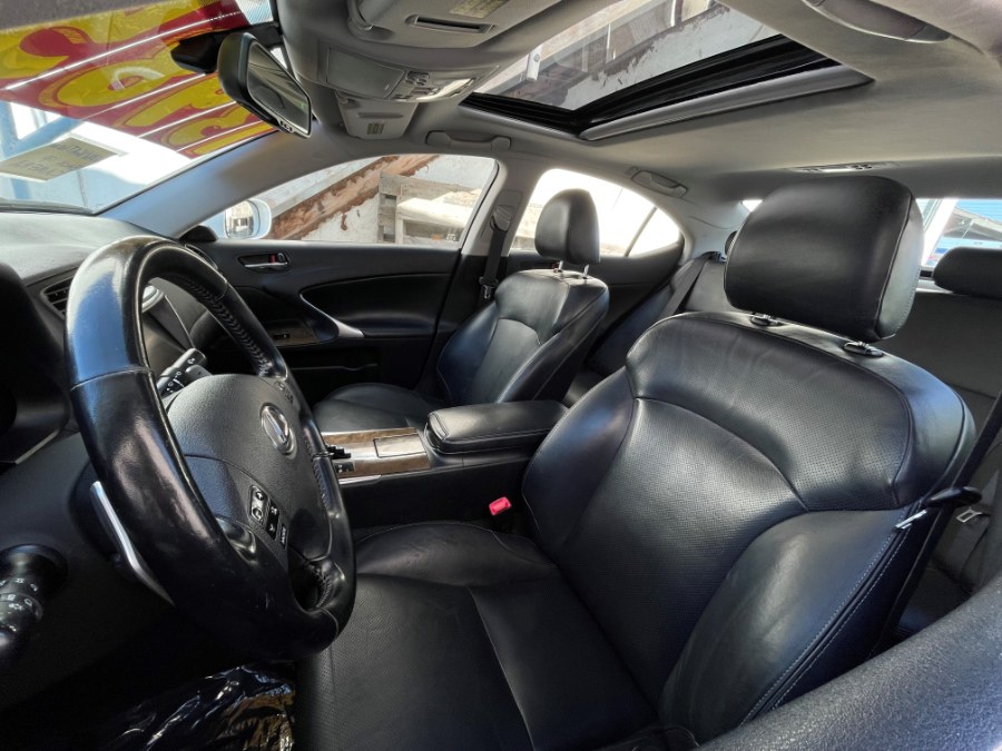 Used Lexus IS 250 4dr Sport Sdn Auto RWD 2009 | Green Light Auto. Corona, California Used Lexus IS 250 4dr Sport Sdn Auto RWD 2009 | Green Light Auto. Corona, California