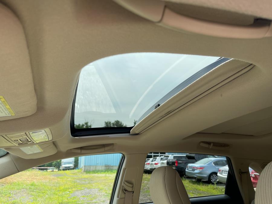2009 Toyota Venza 4dr Wgn V6 FWD (Natl), available for sale in Ashland, Massachusetts | New Beginning Auto Service Inc. Ashland, Massachusetts 2009 Toyota Venza 4dr Wgn V6 FWD (Natl), available for sale in Ashland, Massachusetts | New Beginning Auto Service Inc. Ashland, Massachusetts