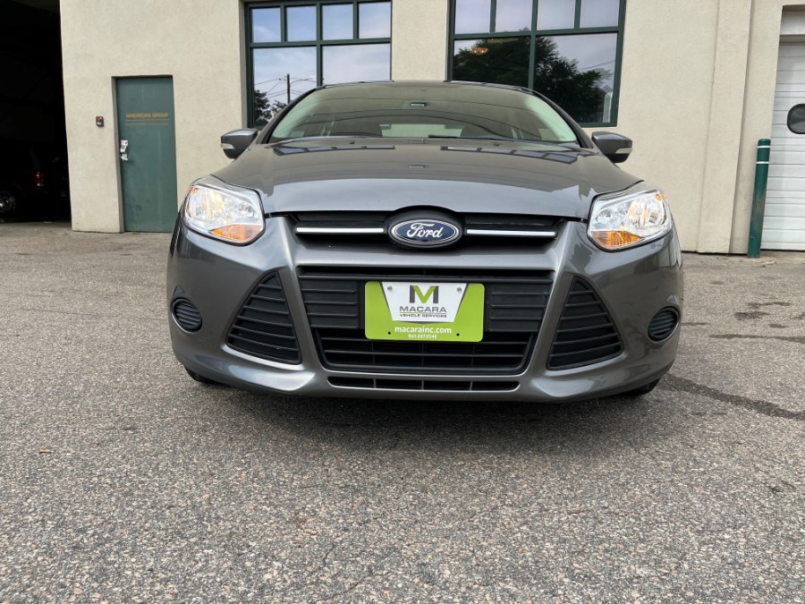 Used Ford Focus 4dr Sdn SE 2013 | MACARA Vehicle Services, Inc. Norwich, Connecticut