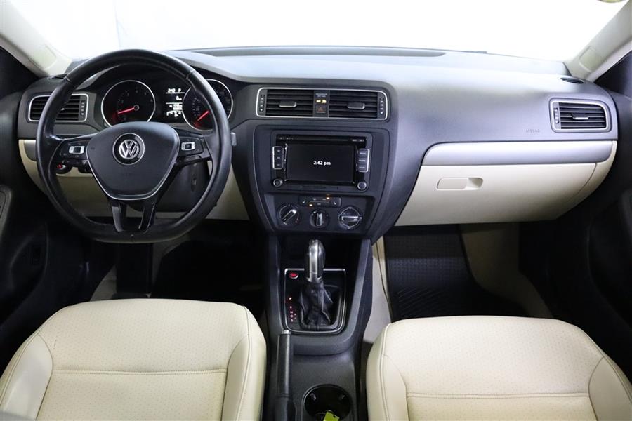 Used Volkswagen Jetta SE 2015 | Fast Track Motors. Paterson, New Jersey Used Volkswagen Jetta SE 2015 | Fast Track Motors. Paterson, New Jersey