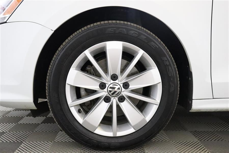 Used Volkswagen Jetta SE 2015 | Fast Track Motors. Paterson, New Jersey Used Volkswagen Jetta SE 2015 | Fast Track Motors. Paterson, New Jersey