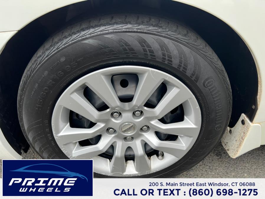 Used Nissan Altima 4dr Sdn I4 2.5 S 2015 | Prime Wheels. East Windsor, Connecticut Used Nissan Altima 4dr Sdn I4 2.5 S 2015 | Prime Wheels. East Windsor, Connecticut