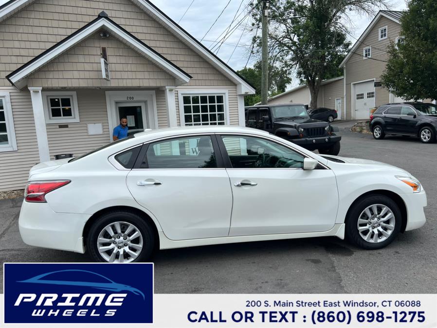 Used Nissan Altima 4dr Sdn I4 2.5 S 2015 | Prime Wheels. East Windsor, Connecticut Used Nissan Altima 4dr Sdn I4 2.5 S 2015 | Prime Wheels. East Windsor, Connecticut