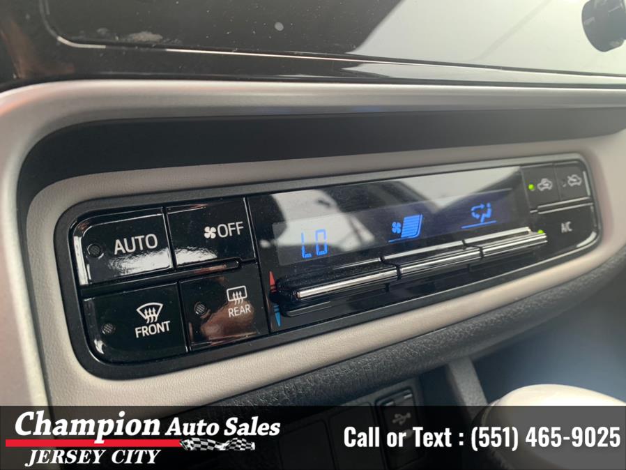 2018 Toyota Corolla LE CVT (Natl), available for sale in Jersey City, New Jersey | Champion Auto Sales of JC. Jersey City, New Jersey 2018 Toyota Corolla LE CVT (Natl), available for sale in Jersey City, New Jersey | Champion Auto Sales of JC. Jersey City, New Jersey