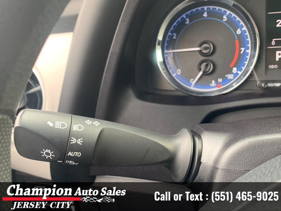 2018 Toyota Corolla LE CVT (Natl), available for sale in Jersey City, New Jersey | Champion Auto Sales of JC. Jersey City, New Jersey 2018 Toyota Corolla LE CVT (Natl), available for sale in Jersey City, New Jersey | Champion Auto Sales of JC. Jersey City, New Jersey