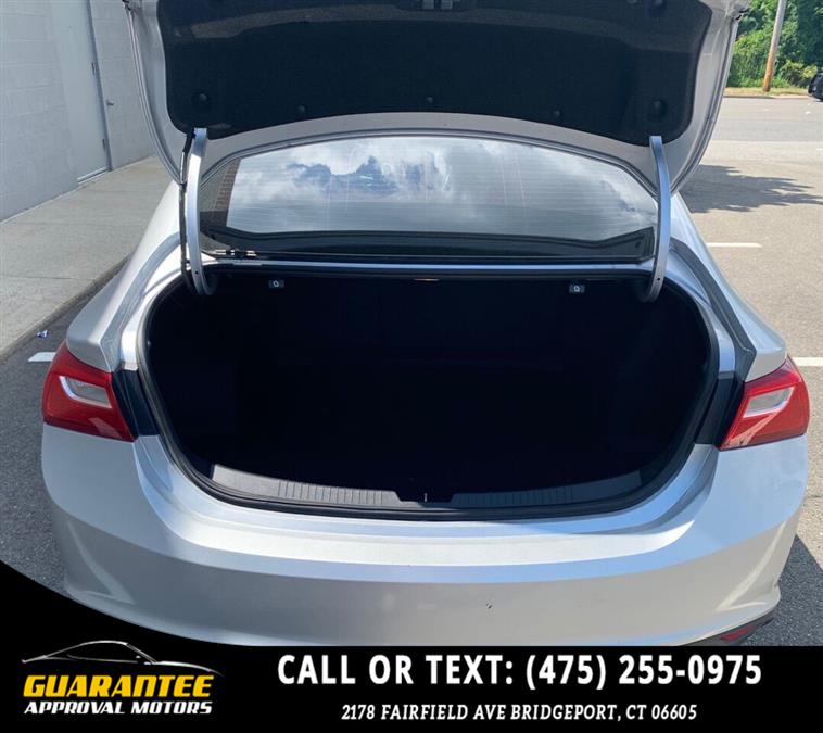Used Chevrolet Malibu LT 4dr Sedan 2018 | Guarantee Approval Motors. Bridgeport, Connecticut Used Chevrolet Malibu LT 4dr Sedan 2018 | Guarantee Approval Motors. Bridgeport, Connecticut