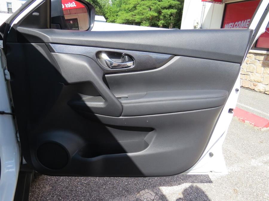 Used Nissan Rogue S AWD 4dr Crossover 2018 | Lake City Exports Inc. Auburn, Maine Used Nissan Rogue S AWD 4dr Crossover 2018 | Lake City Exports Inc. Auburn, Maine