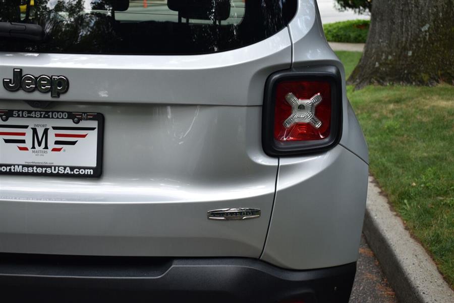 Used Jeep Renegade Latitude 4x4 4dr SUV 2017 | Camy Cars. Great Neck, New York Used Jeep Renegade Latitude 4x4 4dr SUV 2017 | Camy Cars. Great Neck, New York