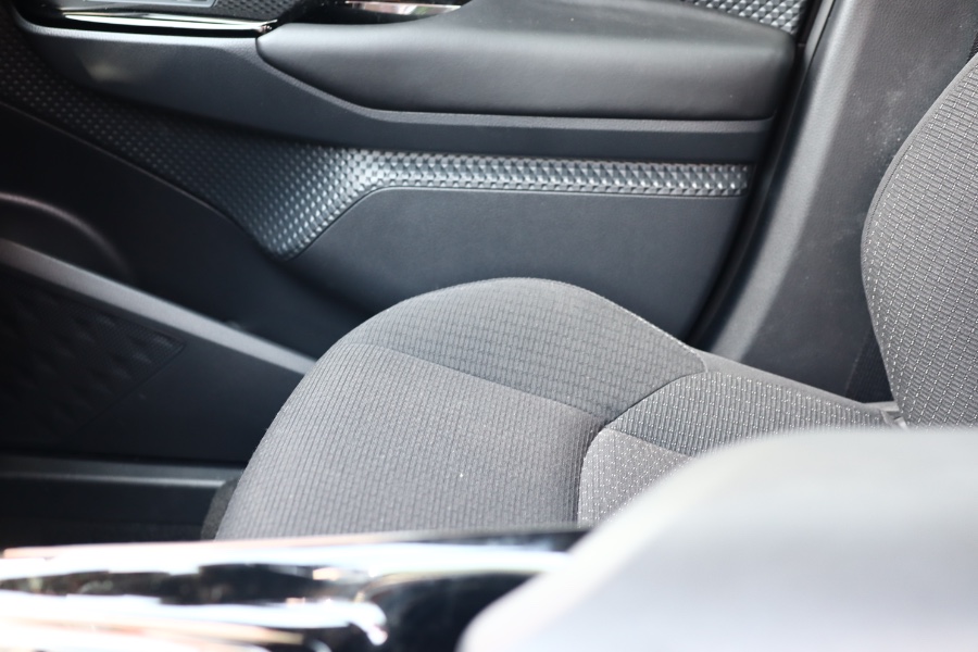 Used Toyota C-HR LE FWD (Natl) 2019 | Hillside Auto Mall Inc.. Jamaica, New York Used Toyota C-HR LE FWD (Natl) 2019 | Hillside Auto Mall Inc.. Jamaica, New York