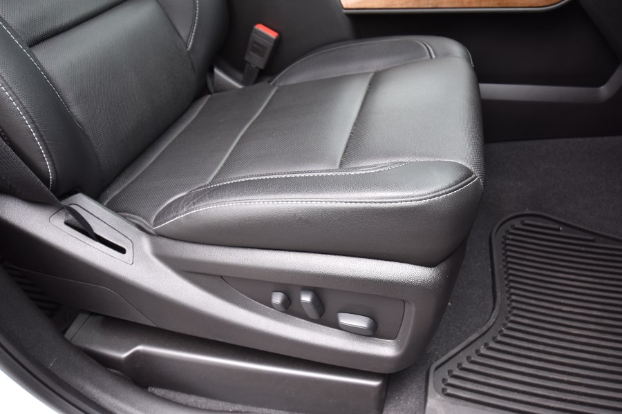2019 Chevrolet Silverado 3500HD 4WD Crew Cab 167.7" LTZ, available for sale in Waterbury, Connecticut | Highline Car Connection. Waterbury, Connecticut 2019 Chevrolet Silverado 3500HD 4WD Crew Cab 167.7" LTZ, available for sale in Waterbury, Connecticut | Highline Car Connection. Waterbury, Connecticut