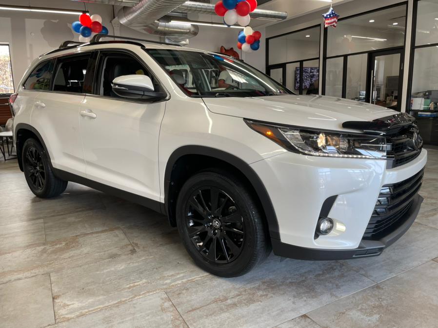 2019 Toyota Highlander SE SE V6 AWD (Natl), available for sale in Hollis, New York | Jamaica 26 Motors. Hollis, New York 2019 Toyota Highlander SE SE V6 AWD (Natl), available for sale in Hollis, New York | Jamaica 26 Motors. Hollis, New York