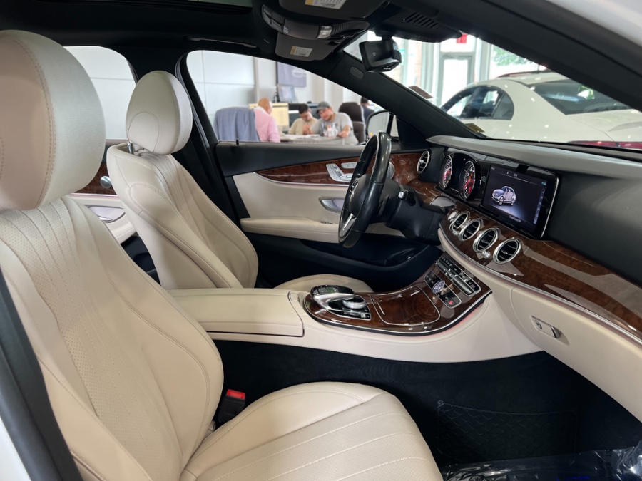 Used Mercedes-Benz E-Class E 300 4MATIC Sedan 2019 | Luxury Motor Club. Franklin Square, New York Used Mercedes-Benz E-Class E 300 4MATIC Sedan 2019 | Luxury Motor Club. Franklin Square, New York