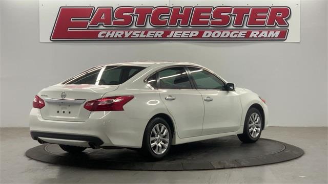 Used Nissan Altima 2.5 2016 | Eastchester Motor Cars. Bronx, New York Used Nissan Altima 2.5 2016 | Eastchester Motor Cars. Bronx, New York