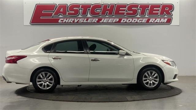 Used Nissan Altima 2.5 2016 | Eastchester Motor Cars. Bronx, New York Used Nissan Altima 2.5 2016 | Eastchester Motor Cars. Bronx, New York