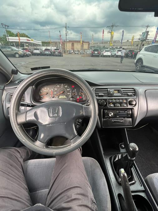 Used Honda Accord Sdn 4dr Sdn LX Manual ULEV 2000 | NJ Used Cars Center. Irvington, New Jersey Used Honda Accord Sdn 4dr Sdn LX Manual ULEV 2000 | NJ Used Cars Center. Irvington, New Jersey