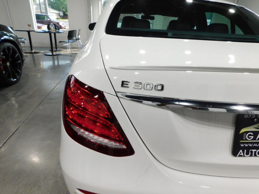 Used Mercedes-Benz E-Class E 300 4MATIC Sedan 2019 | Auto Gallery. Lodi, New Jersey Used Mercedes-Benz E-Class E 300 4MATIC Sedan 2019 | Auto Gallery. Lodi, New Jersey