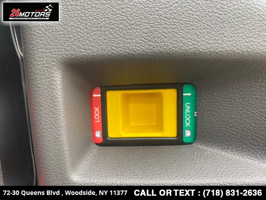 Used Ford Transit Passenger Wagon T-350 148" Med Roof XL RWD 2021 | 26 Motors Queens. Woodside, New York Used Ford Transit Passenger Wagon T-350 148" Med Roof XL RWD 2021 | 26 Motors Queens. Woodside, New York