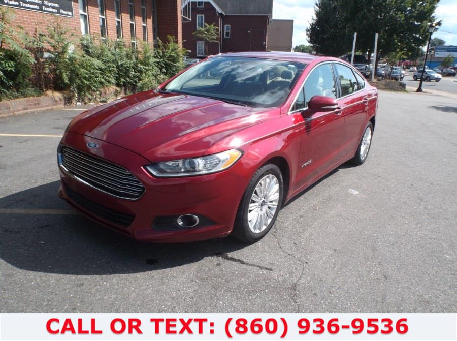 Used Ford Fusion 4dr Sdn SE Hybrid FWD 2014 | Lee Motors Sales Inc. Hartford, Connecticut Used Ford Fusion 4dr Sdn SE Hybrid FWD 2014 | Lee Motors Sales Inc. Hartford, Connecticut