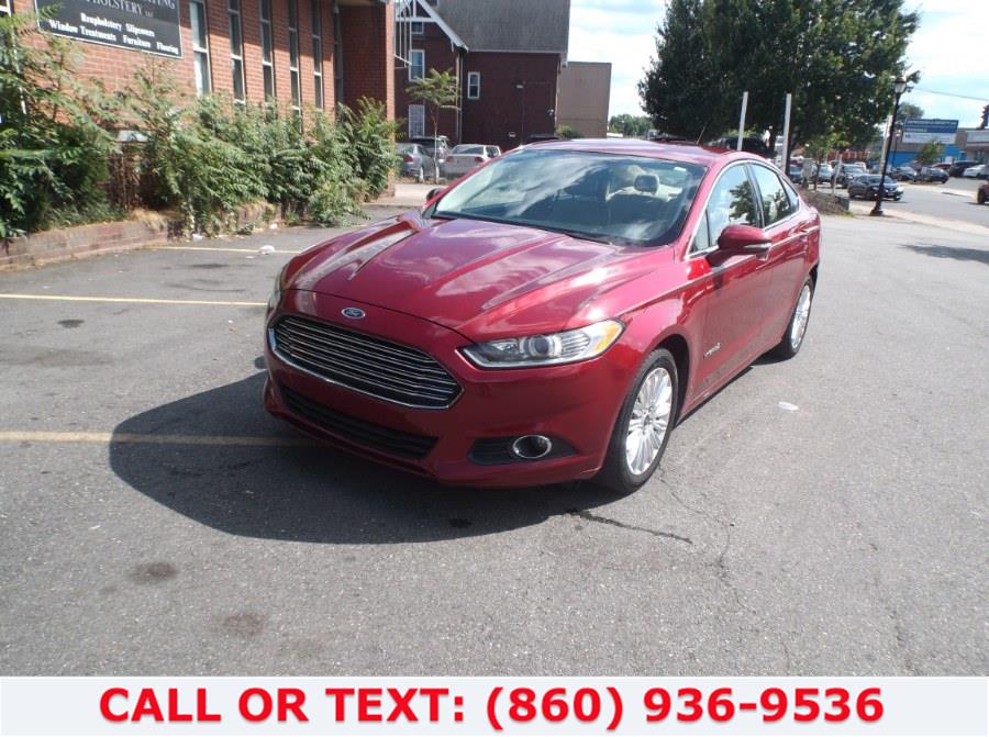 Used Ford Fusion 4dr Sdn SE Hybrid FWD 2014 | Lee Motors Sales Inc. Hartford, Connecticut Used Ford Fusion 4dr Sdn SE Hybrid FWD 2014 | Lee Motors Sales Inc. Hartford, Connecticut