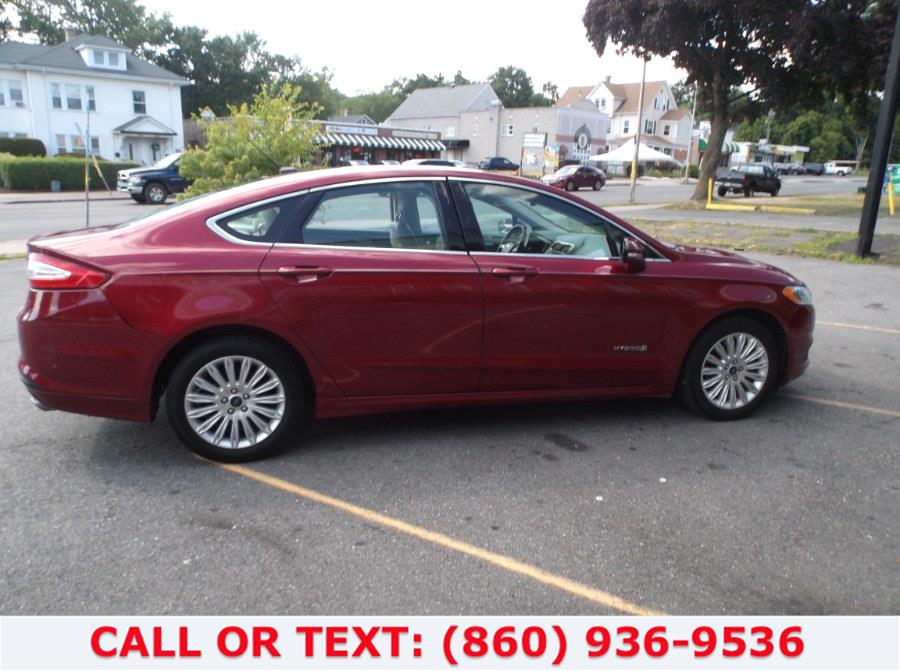 Used Ford Fusion 4dr Sdn SE Hybrid FWD 2014 | Lee Motors Sales Inc. Hartford, Connecticut Used Ford Fusion 4dr Sdn SE Hybrid FWD 2014 | Lee Motors Sales Inc. Hartford, Connecticut