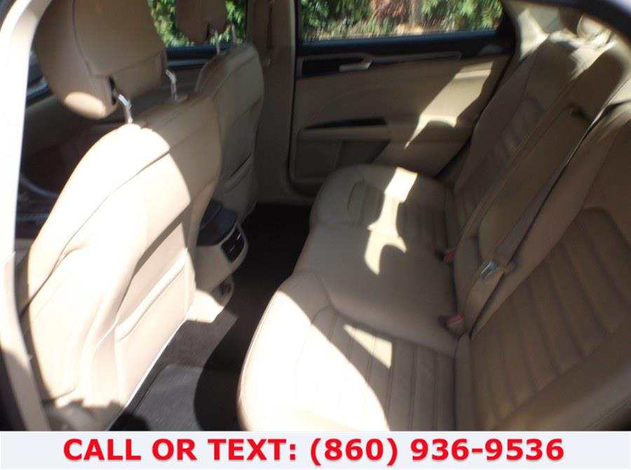 Used Ford Fusion 4dr Sdn SE Hybrid FWD 2014 | Lee Motors Sales Inc. Hartford, Connecticut Used Ford Fusion 4dr Sdn SE Hybrid FWD 2014 | Lee Motors Sales Inc. Hartford, Connecticut