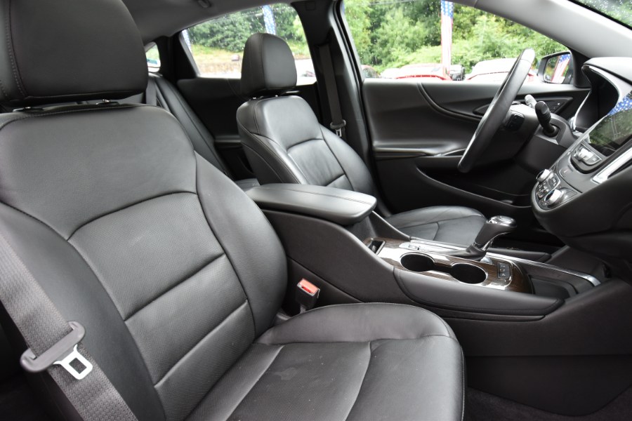 Used Chevrolet Malibu 4dr Sdn Premier w/2LZ 2017 | Highline Car Connection. Waterbury, Connecticut Used Chevrolet Malibu 4dr Sdn Premier w/2LZ 2017 | Highline Car Connection. Waterbury, Connecticut