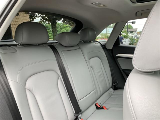 2016 Audi Q3 2.0T Premium Plus, available for sale in Stratford, Connecticut | Wiz Leasing Inc. Stratford, Connecticut 2016 Audi Q3 2.0T Premium Plus, available for sale in Stratford, Connecticut | Wiz Leasing Inc. Stratford, Connecticut