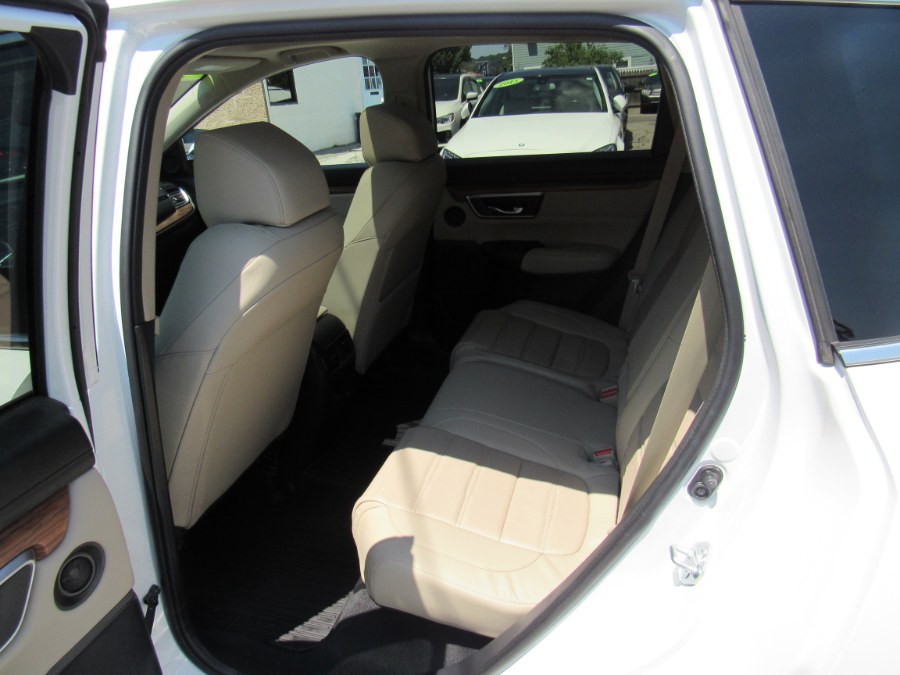 2021 Honda CR-V EX-L, available for sale in Worcester, Massachusetts | Hilario's Auto Sales Inc.. Worcester, Massachusetts 2021 Honda CR-V EX-L, available for sale in Worcester, Massachusetts | Hilario's Auto Sales Inc.. Worcester, Massachusetts