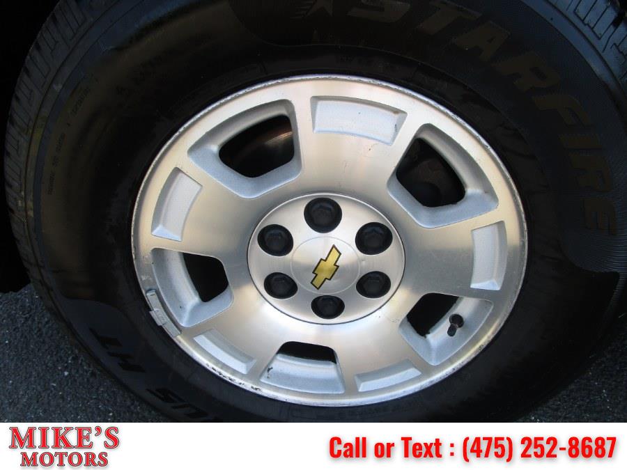 Used Chevrolet Suburban 4WD 4dr 1500 LT 2013 | Mike's Motors LLC. Stratford, Connecticut Used Chevrolet Suburban 4WD 4dr 1500 LT 2013 | Mike's Motors LLC. Stratford, Connecticut