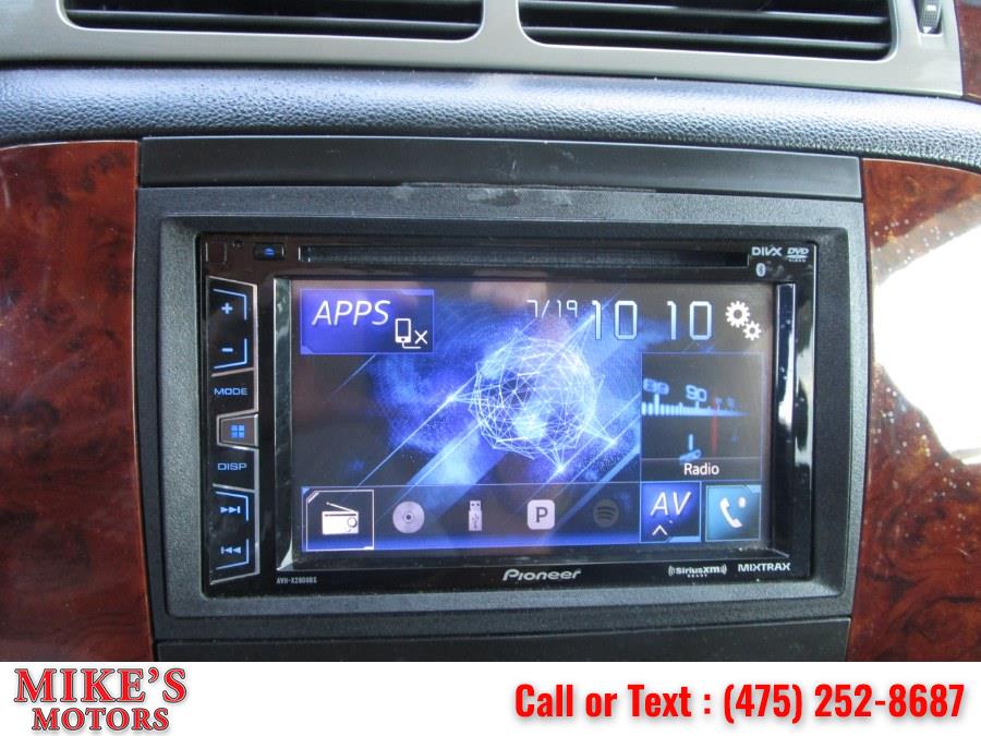 Used Chevrolet Suburban 4WD 4dr 1500 LT 2013 | Mike's Motors LLC. Stratford, Connecticut Used Chevrolet Suburban 4WD 4dr 1500 LT 2013 | Mike's Motors LLC. Stratford, Connecticut