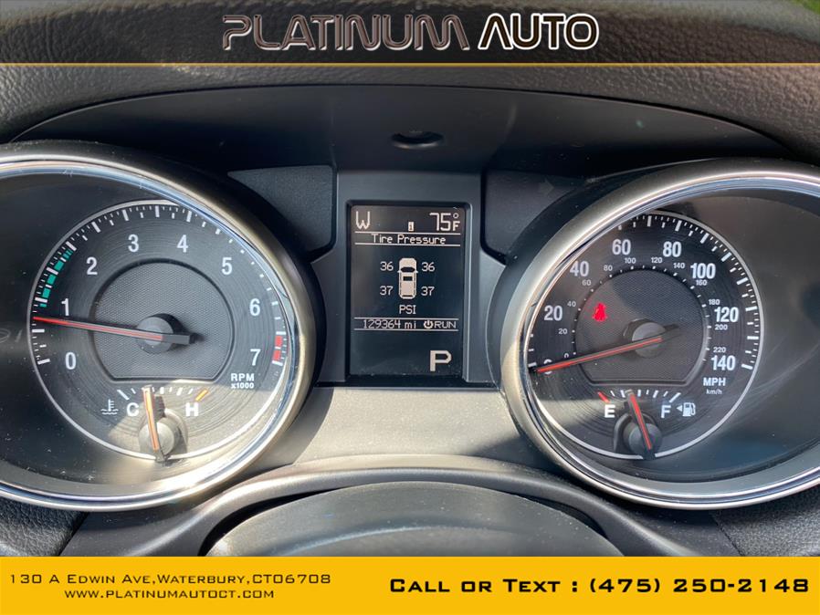 2011 Jeep Grand Cherokee 4WD 4dr Laredo, available for sale in Waterbury, Connecticut | Platinum Auto Care. Waterbury, Connecticut 2011 Jeep Grand Cherokee 4WD 4dr Laredo, available for sale in Waterbury, Connecticut | Platinum Auto Care. Waterbury, Connecticut