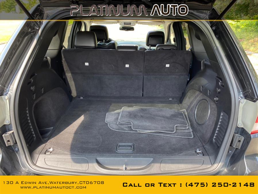 2011 Jeep Grand Cherokee 4WD 4dr Laredo, available for sale in Waterbury, Connecticut | Platinum Auto Care. Waterbury, Connecticut 2011 Jeep Grand Cherokee 4WD 4dr Laredo, available for sale in Waterbury, Connecticut | Platinum Auto Care. Waterbury, Connecticut