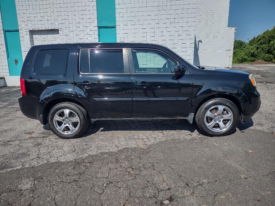 2012 Honda Pilot 4WD 4dr EX-L w/Navi, available for sale in Milford, Connecticut | Dealertown Auto Wholesalers. Milford, Connecticut