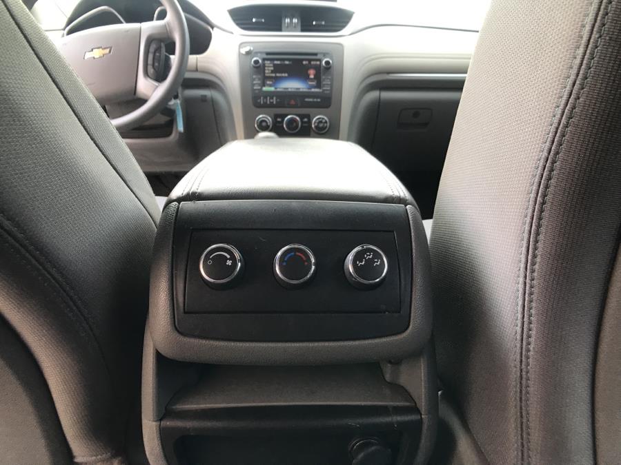 Used Chevrolet Traverse LS 2017 | Prestige Auto Cars LLC. New Britain, Connecticut Used Chevrolet Traverse LS 2017 | Prestige Auto Cars LLC. New Britain, Connecticut