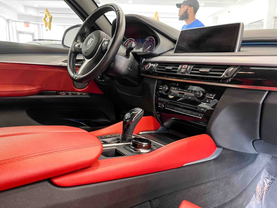 2018 BMW X6 xDrive35i Sports Activity Coupe, available for sale in Franklin Square, New York | Luxury Motor Club. Franklin Square, New York 2018 BMW X6 xDrive35i Sports Activity Coupe, available for sale in Franklin Square, New York | Luxury Motor Club. Franklin Square, New York