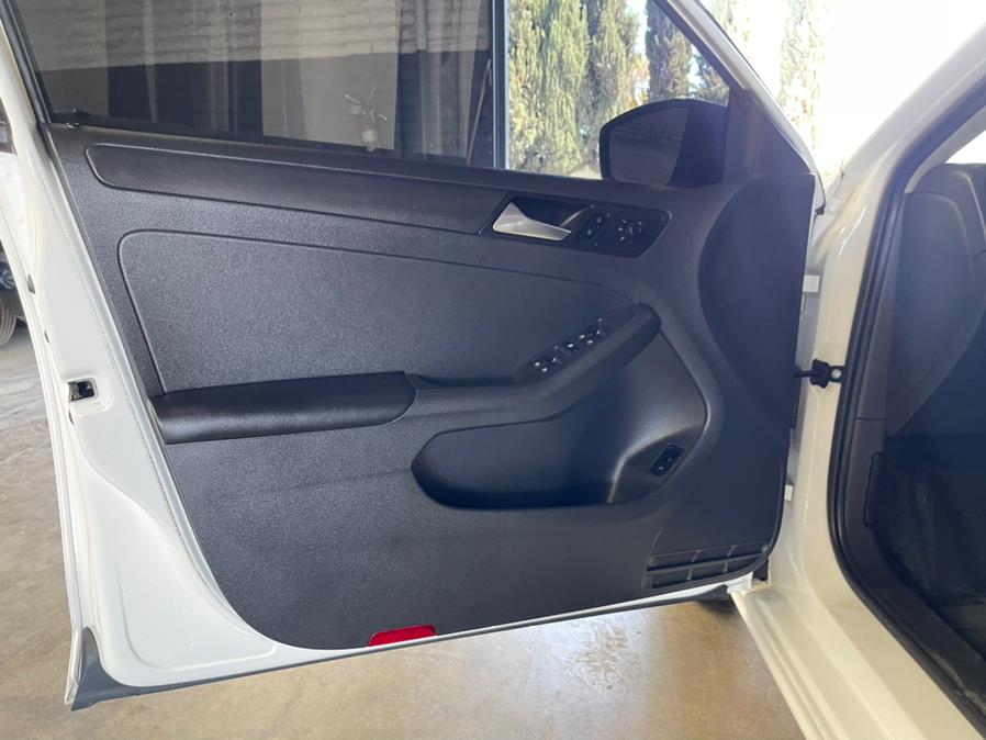2013 Volkswagen Jetta Sedan 4dr Auto S *Ltd Avail*, available for sale in Garden Grove, California | U Save Auto Auction. Garden Grove, California 2013 Volkswagen Jetta Sedan 4dr Auto S *Ltd Avail*, available for sale in Garden Grove, California | U Save Auto Auction. Garden Grove, California