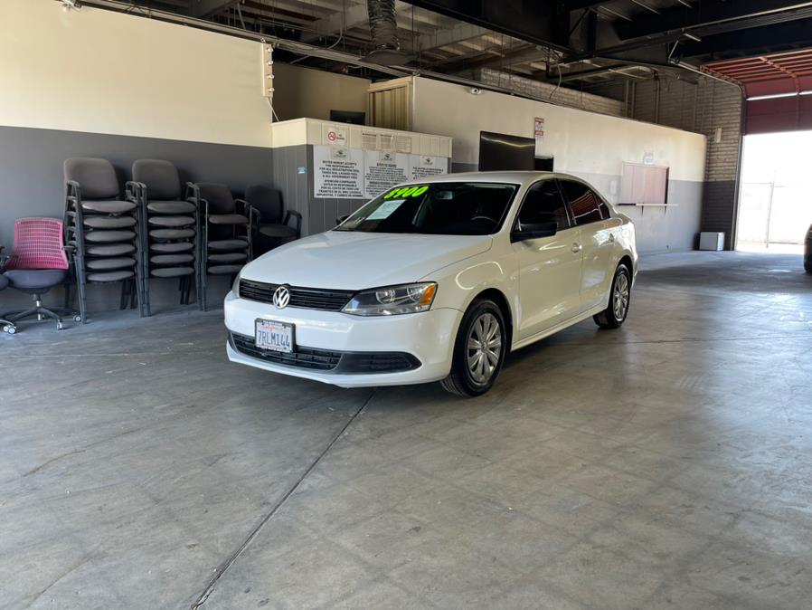 2013 Volkswagen Jetta Sedan 4dr Auto S *Ltd Avail*, available for sale in Garden Grove, California | U Save Auto Auction. Garden Grove, California 2013 Volkswagen Jetta Sedan 4dr Auto S *Ltd Avail*, available for sale in Garden Grove, California | U Save Auto Auction. Garden Grove, California
