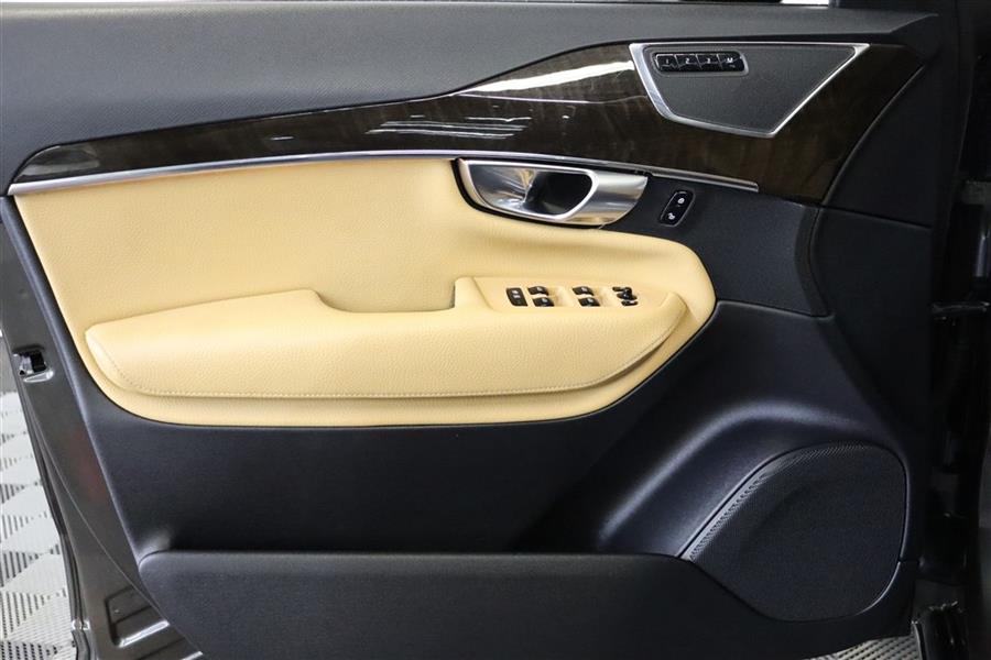 2018 Volvo Xc90 T6, available for sale in Paterson, New Jersey | Fast Track Motors. Paterson, New Jersey 2018 Volvo Xc90 T6, available for sale in Paterson, New Jersey | Fast Track Motors. Paterson, New Jersey