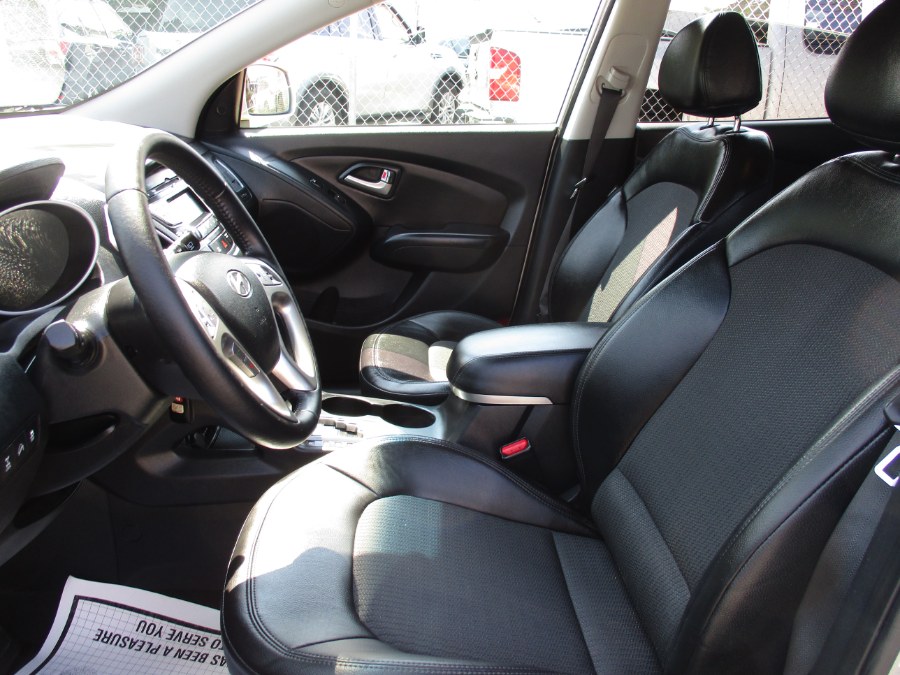 2012 Hyundai Tucson AWD 4dr Auto GLS, available for sale in West Babylon, New York | New Gen Auto Group. West Babylon, New York 2012 Hyundai Tucson AWD 4dr Auto GLS, available for sale in West Babylon, New York | New Gen Auto Group. West Babylon, New York