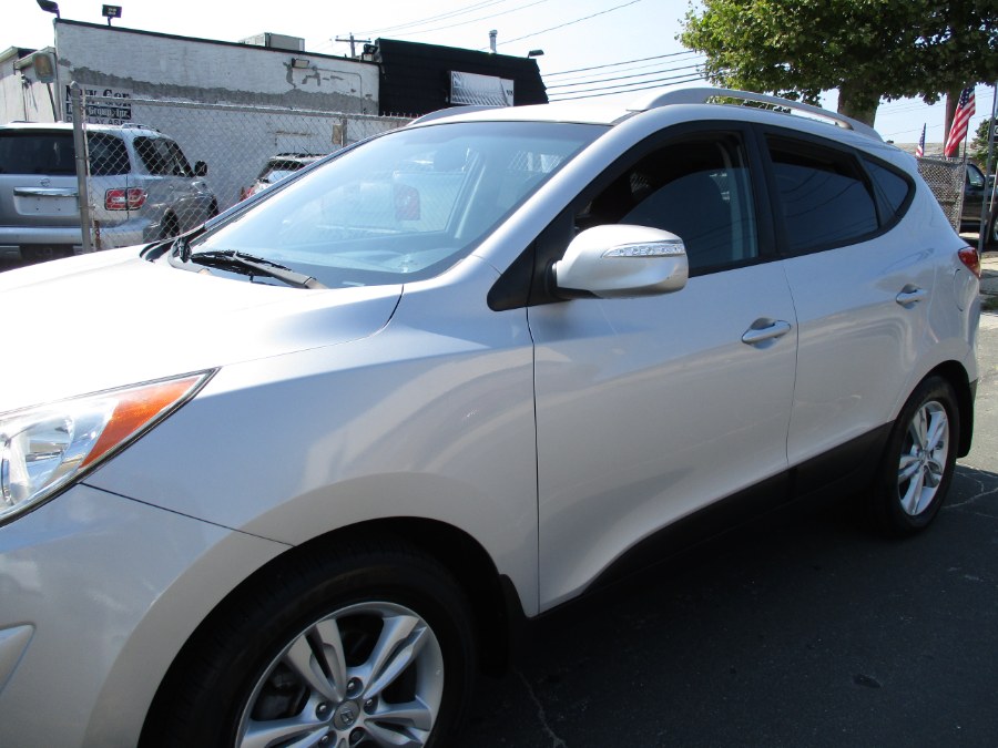 2012 Hyundai Tucson AWD 4dr Auto GLS, available for sale in West Babylon, New York | New Gen Auto Group. West Babylon, New York 2012 Hyundai Tucson AWD 4dr Auto GLS, available for sale in West Babylon, New York | New Gen Auto Group. West Babylon, New York