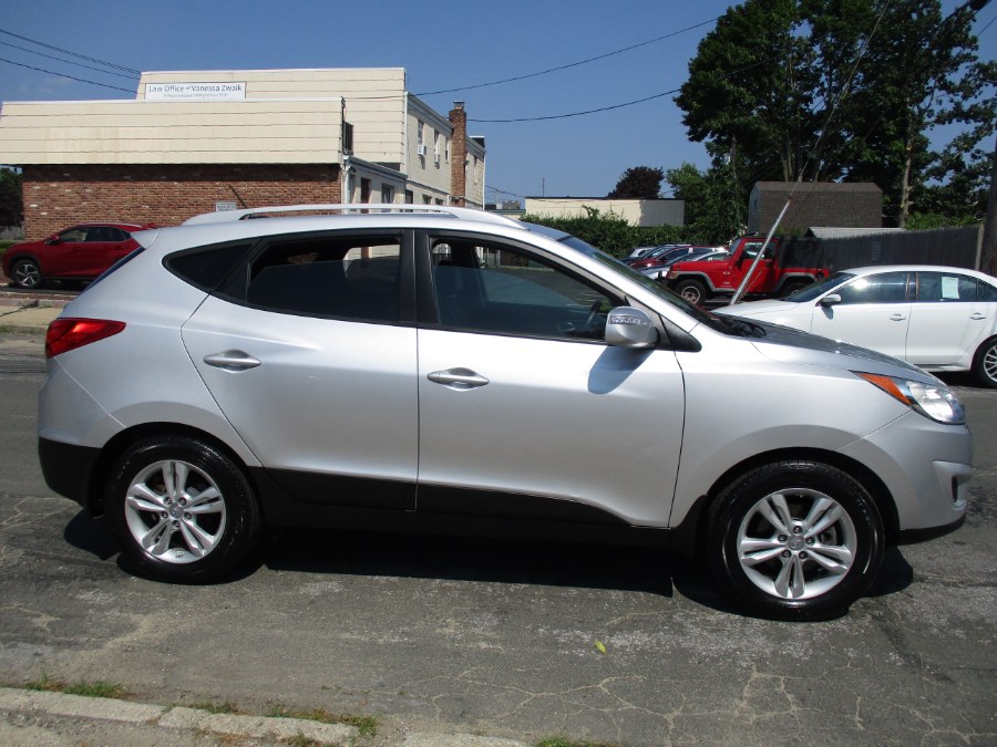 2012 Hyundai Tucson AWD 4dr Auto GLS, available for sale in West Babylon, New York | New Gen Auto Group. West Babylon, New York 2012 Hyundai Tucson AWD 4dr Auto GLS, available for sale in West Babylon, New York | New Gen Auto Group. West Babylon, New York