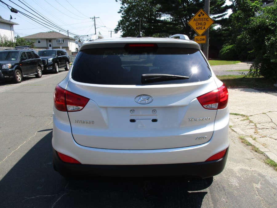 2012 Hyundai Tucson AWD 4dr Auto GLS, available for sale in West Babylon, New York | New Gen Auto Group. West Babylon, New York 2012 Hyundai Tucson AWD 4dr Auto GLS, available for sale in West Babylon, New York | New Gen Auto Group. West Babylon, New York