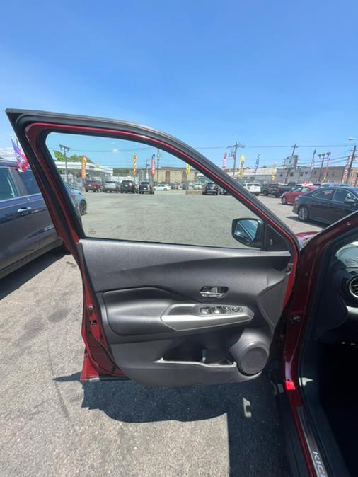 2020 Nissan Kicks SR PREMIUM FWD, available for sale in Irvington, New Jersey | NJ Used Cars Center. Irvington, New Jersey 2020 Nissan Kicks SR PREMIUM FWD, available for sale in Irvington, New Jersey | NJ Used Cars Center. Irvington, New Jersey