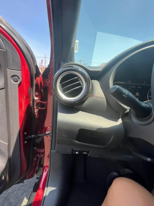 2020 Nissan Kicks SR PREMIUM FWD, available for sale in Irvington, New Jersey | NJ Used Cars Center. Irvington, New Jersey 2020 Nissan Kicks SR PREMIUM FWD, available for sale in Irvington, New Jersey | NJ Used Cars Center. Irvington, New Jersey