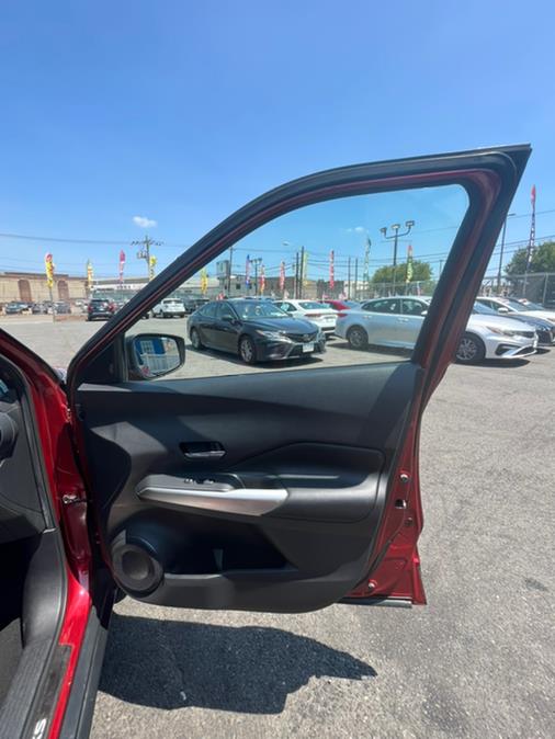 2020 Nissan Kicks SR PREMIUM FWD, available for sale in Irvington, New Jersey | NJ Used Cars Center. Irvington, New Jersey 2020 Nissan Kicks SR PREMIUM FWD, available for sale in Irvington, New Jersey | NJ Used Cars Center. Irvington, New Jersey
