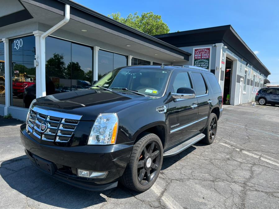 Used Cadillac Escalade AWD 4dr Luxury 2012 | Prestige Pre-Owned Motors Inc. New Windsor, New York Used Cadillac Escalade AWD 4dr Luxury 2012 | Prestige Pre-Owned Motors Inc. New Windsor, New York