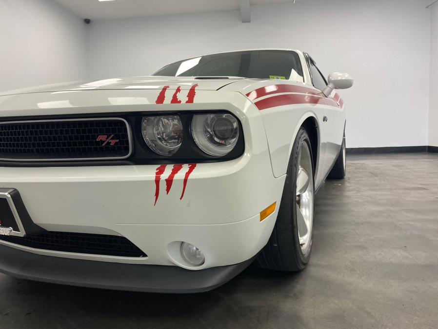 Used Dodge Challenger 2dr Cpe R/T Classic 2014 | M Auto Group. Elizabeth, New Jersey Used Dodge Challenger 2dr Cpe R/T Classic 2014 | M Auto Group. Elizabeth, New Jersey