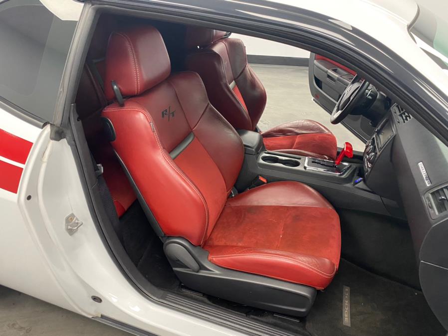 Used Dodge Challenger 2dr Cpe R/T Classic 2014 | M Auto Group. Elizabeth, New Jersey Used Dodge Challenger 2dr Cpe R/T Classic 2014 | M Auto Group. Elizabeth, New Jersey