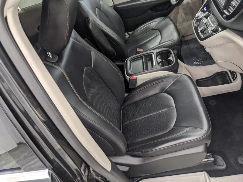Used Chrysler Pacifica Touring L 2018 | Car Revolution. Maple Shade, New Jersey Used Chrysler Pacifica Touring L 2018 | Car Revolution. Maple Shade, New Jersey